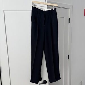 Aritzia wilfred effortless pants size 4 color black